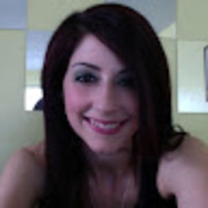 Meet your Posher, Holly